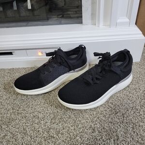 Moshn by Klogs Rythm Black White And Gray Athletic Shoes, Size 8